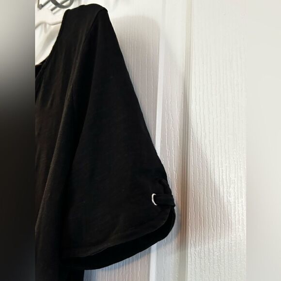 Chicos Black Short-Sleeve Tee grommet lace up‎ top size 2 women’s - Picture 4 of 12